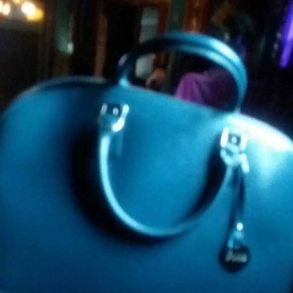 Kenneth Cole - Picture 7 of 8